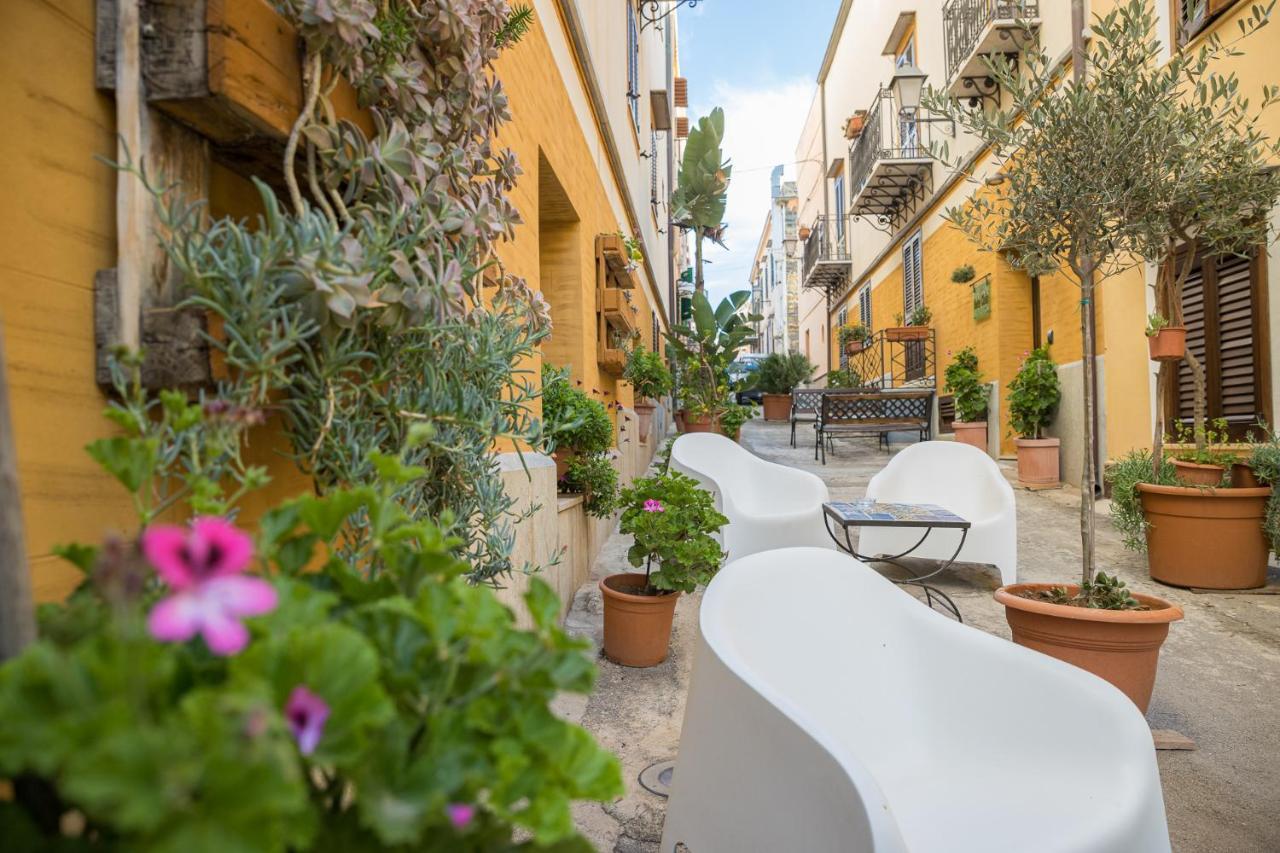 Hotel Clelia Isola di Ustica エクステリア 写真