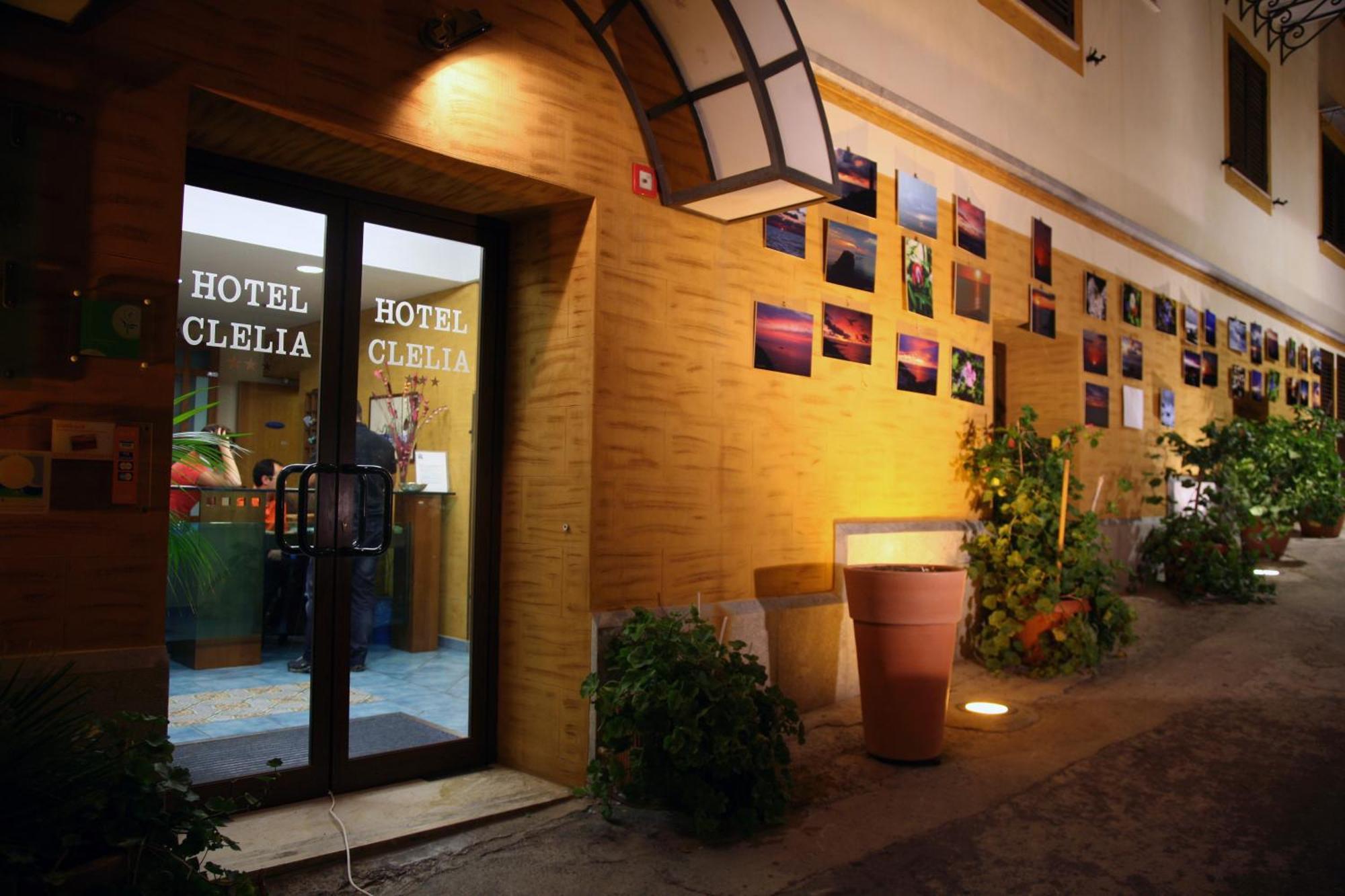 Hotel Clelia Isola di Ustica エクステリア 写真