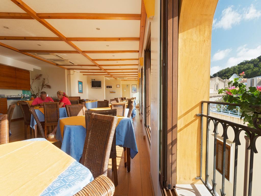 Hotel Clelia Isola di Ustica エクステリア 写真