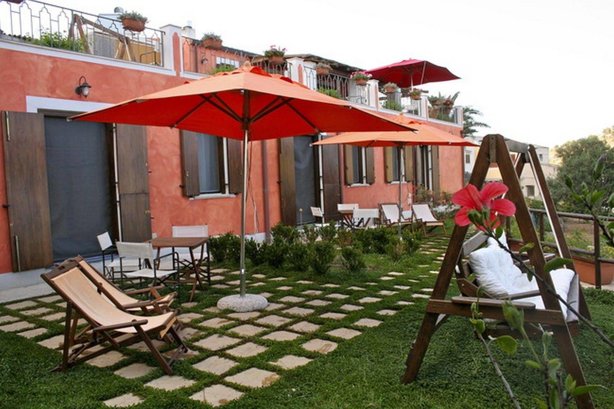 Hotel Clelia Isola di Ustica エクステリア 写真