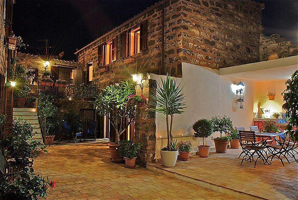 Hotel Clelia Isola di Ustica エクステリア 写真