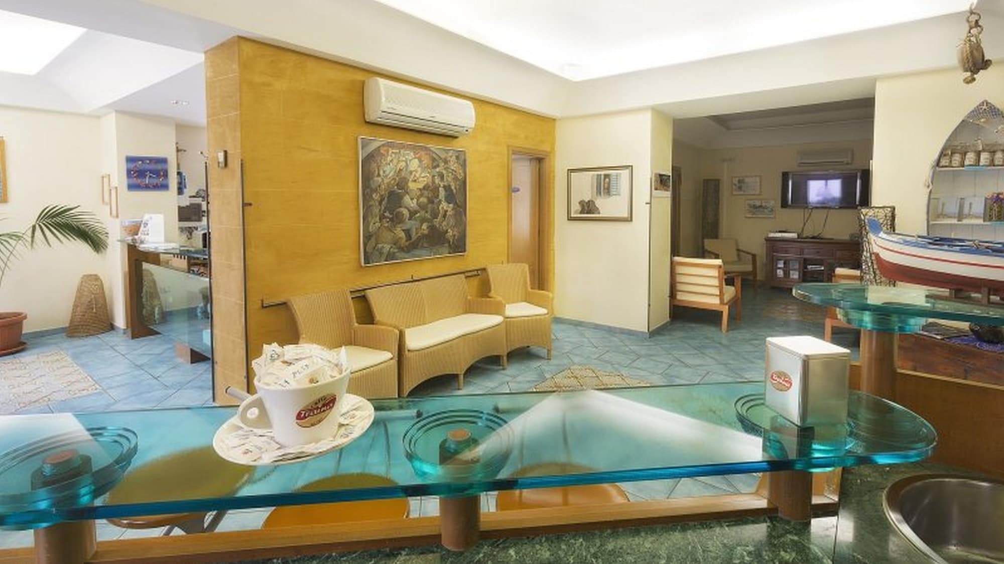 Hotel Clelia Isola di Ustica エクステリア 写真