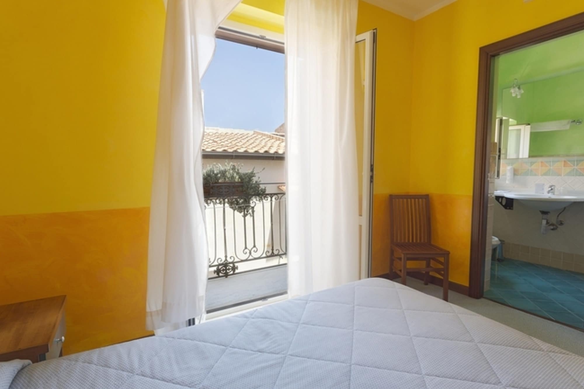 Hotel Clelia Isola di Ustica エクステリア 写真